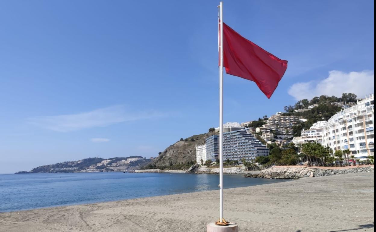 Almuñécar pide permiso a Subdelegación del Gobierno para que los niños puedan pasear por la playa a partir del domingo