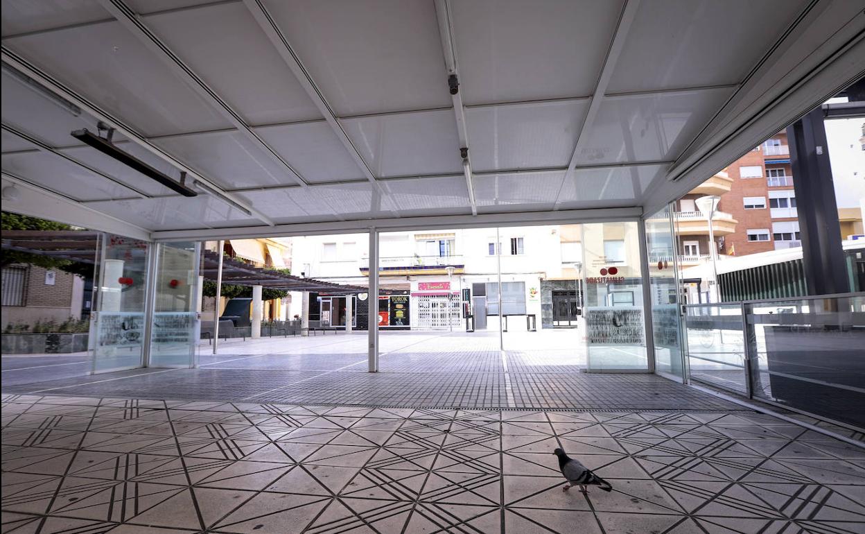 La plaza del Tranvía es una de las zonas de bares de la ciudad de Motril.