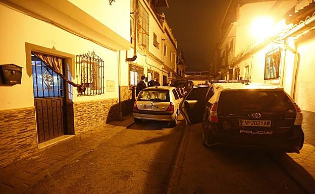 Un hombre mata a puñaladas a un familiar en el barrio granadino de Haza Grande