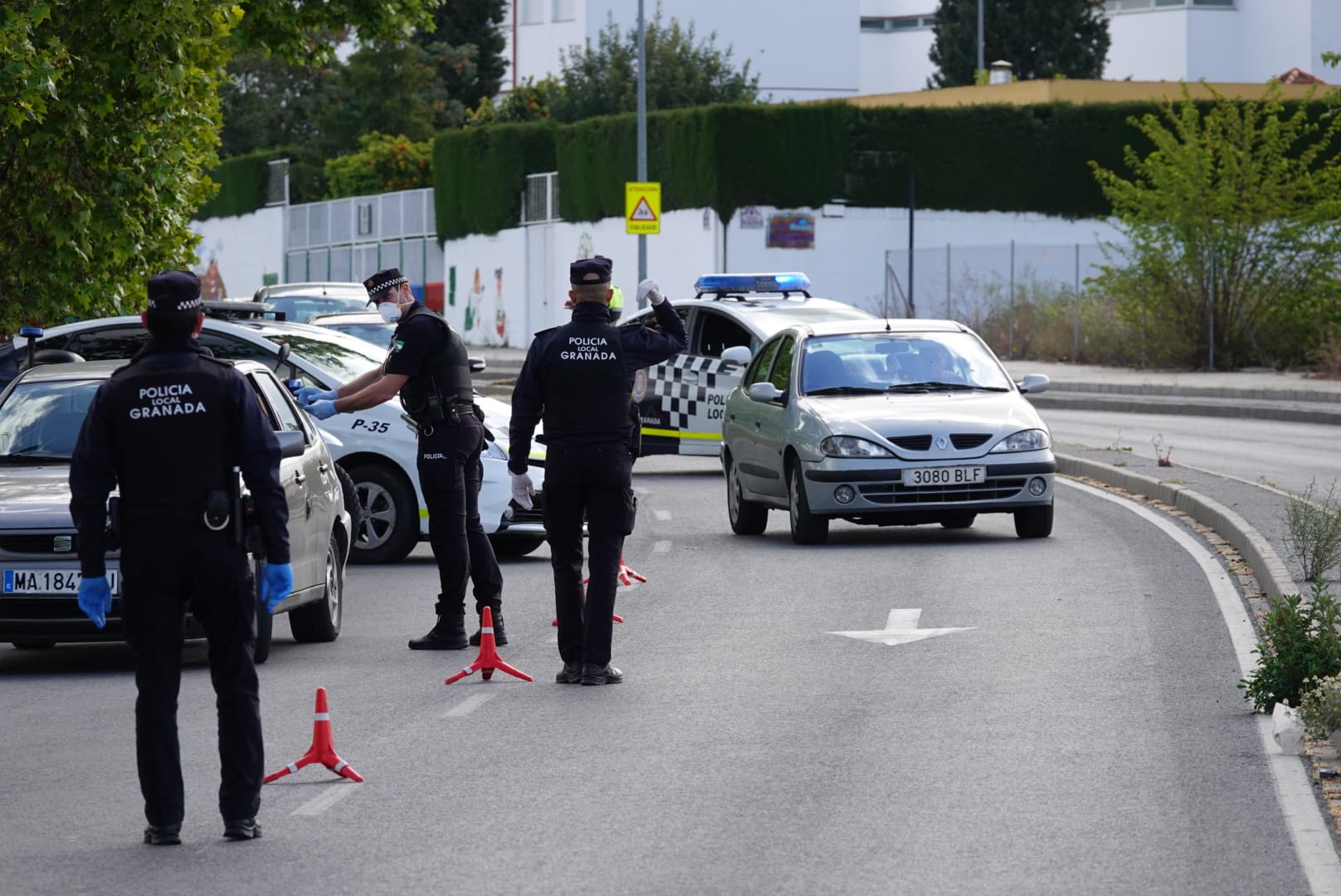 Policía y Guardia Civil refuerzan su presencia para evitar desplazamientos no justificados