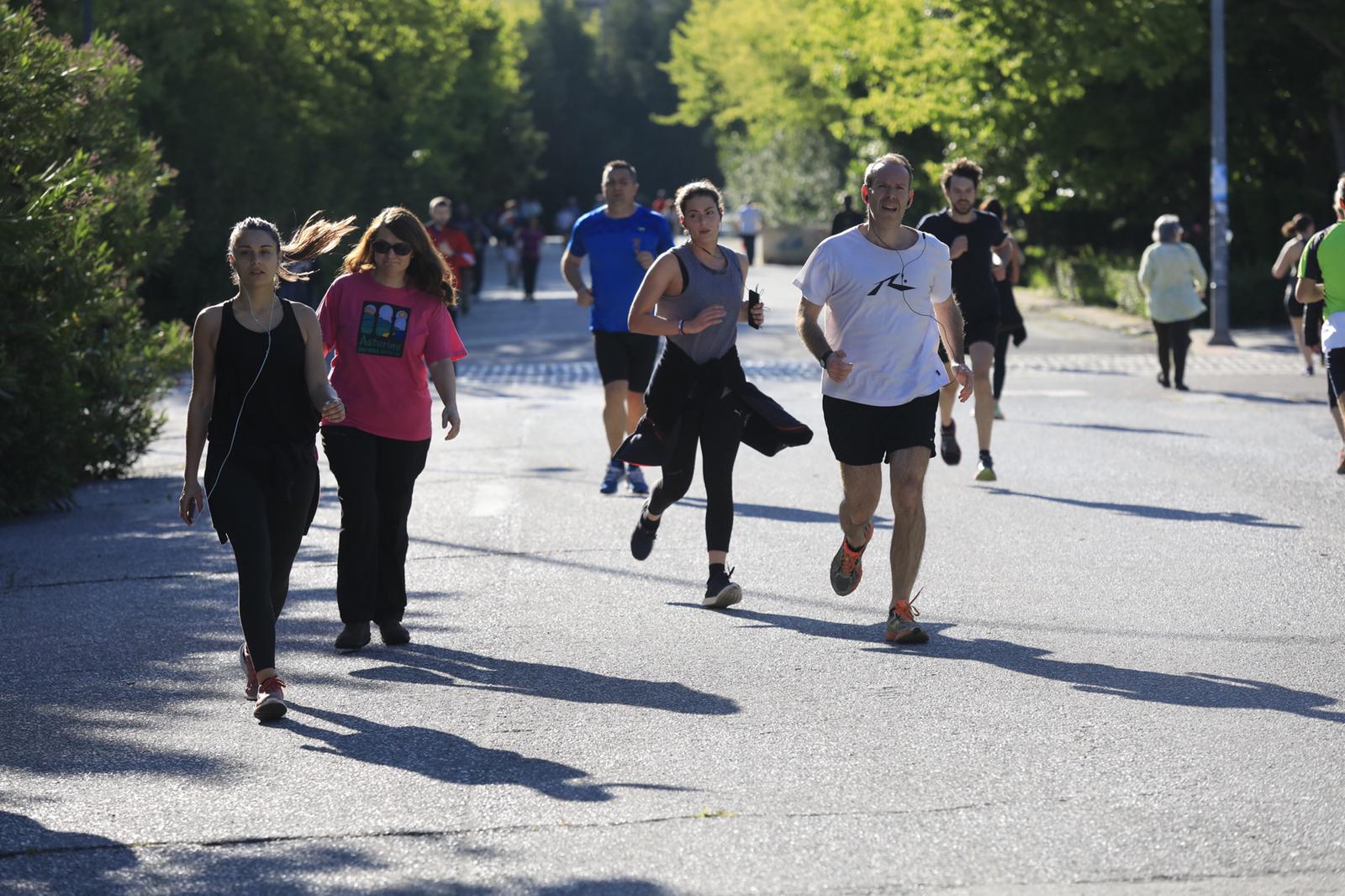 Este sábado ya se permite la actividad deportiva y se está dejando notar (y mucho) por toda la capital
