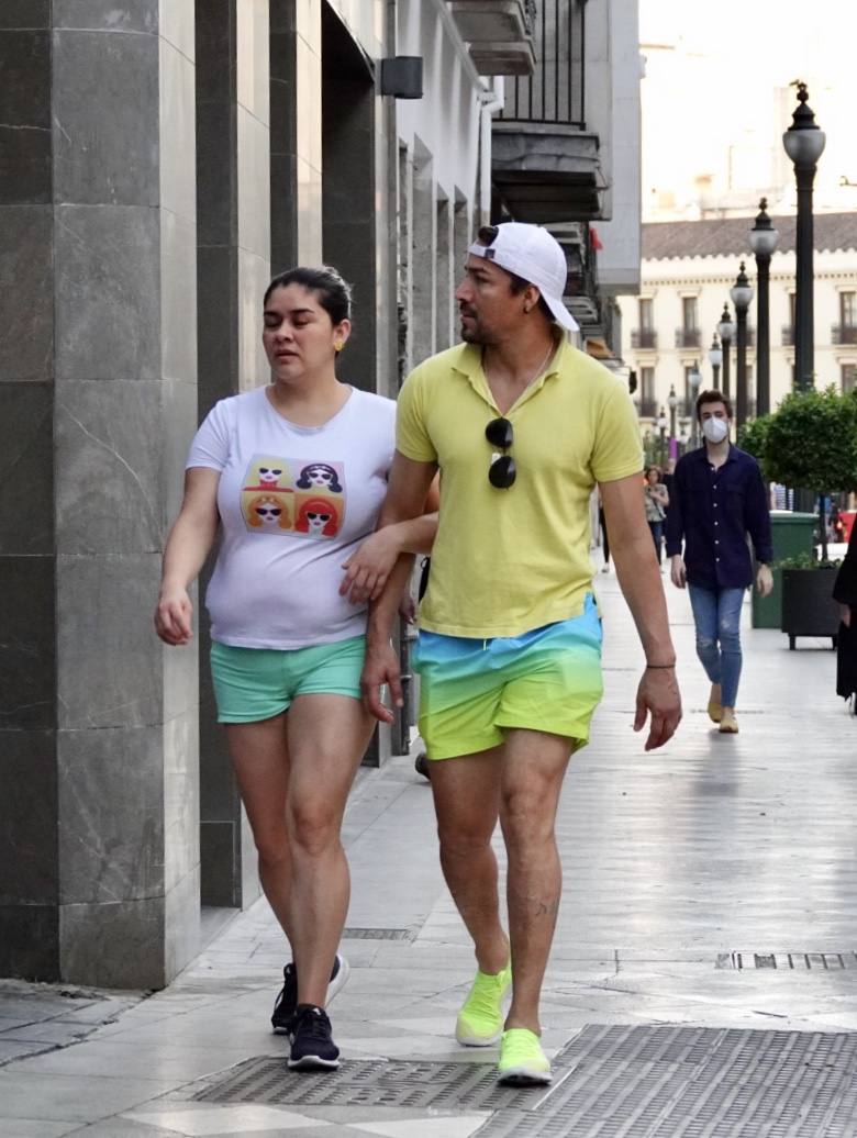 Este lunes marca un antes y un después en la desescalada en la ciudad, con la reapertura de algunos comercios, junto con la ya iniciada salida a la calle por horarios