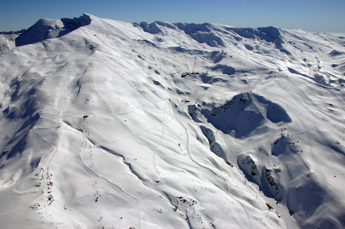 El fotógrafo aéreo José Luis R. Sañudo se dedica a capturar imágenes inéditas de la provincia de Granada