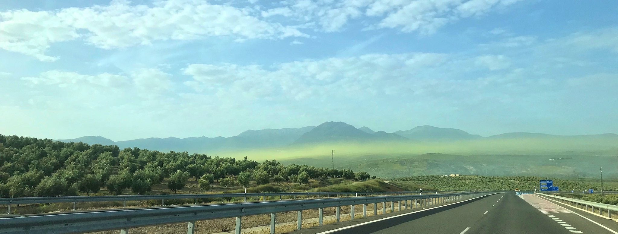Zona de Úbeda con Sierra Mágina al fondo