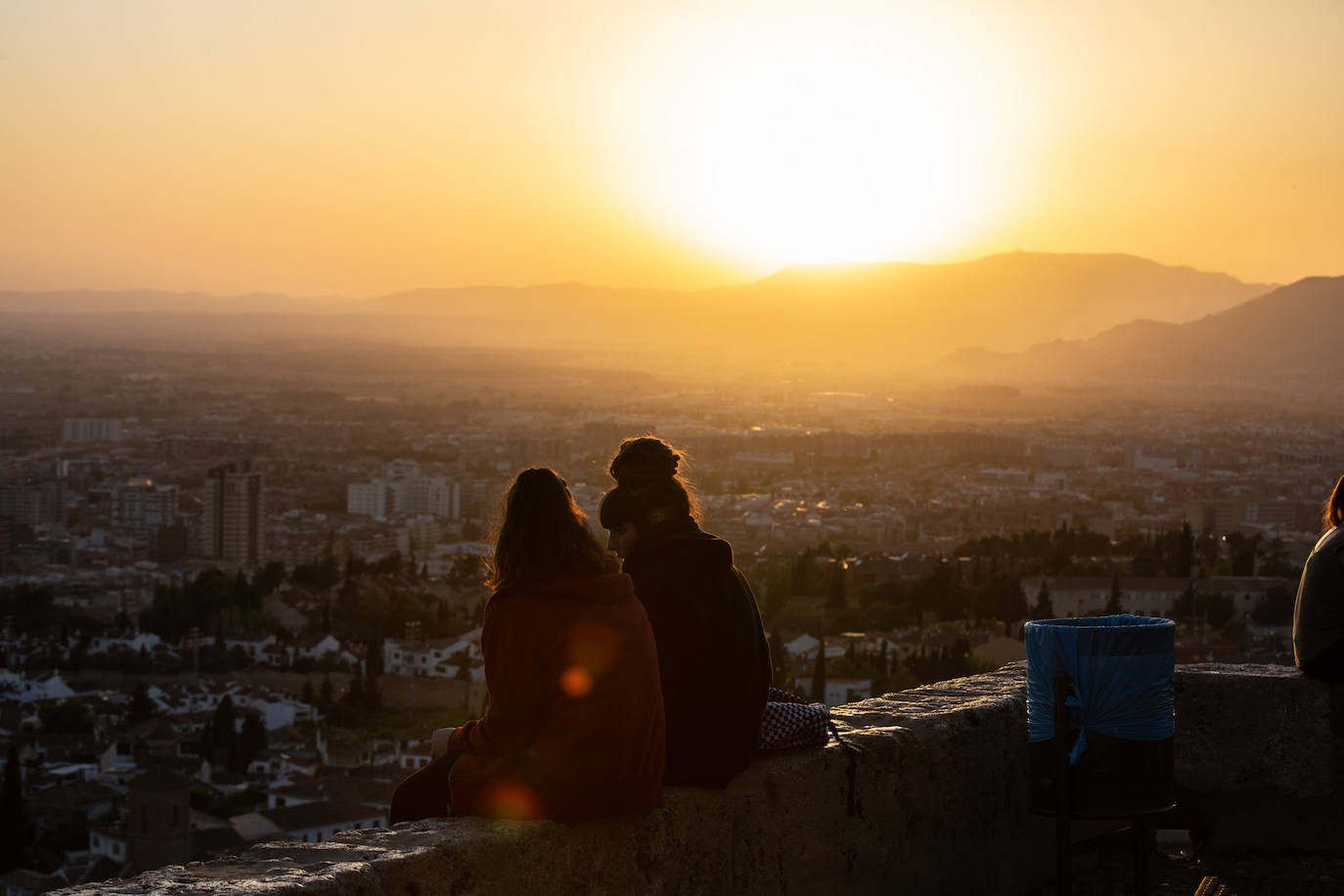 Fotos: El Albaicín, tras las ocho de la tarde
