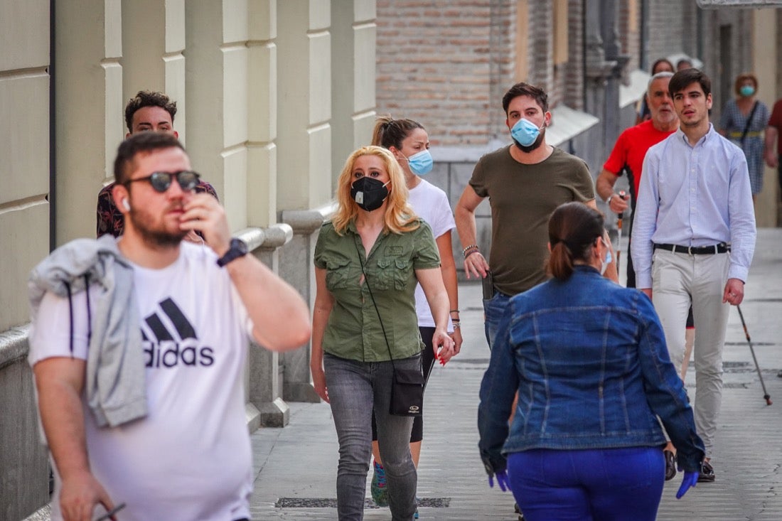 Las calles van notando cada vez más afluencia con las salidas permitidas dentro de la desescalada