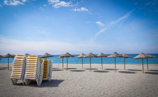 El plan de playas de Andalucía: horarios de apertura y cierre, respetar las colas y zonas para mayores de 65 años