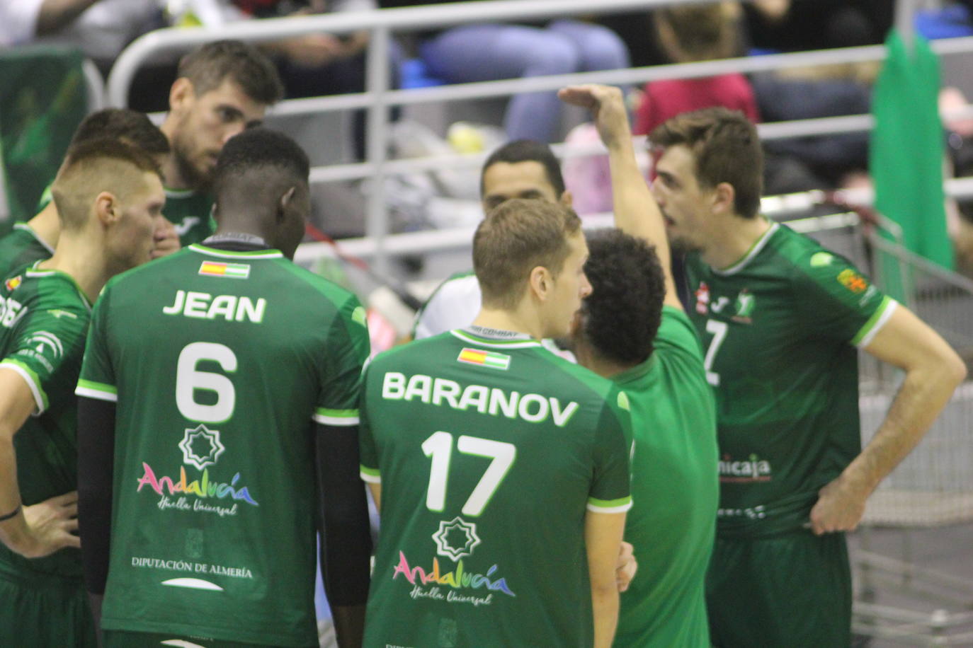 Kukartsev, Hagel, Álex Fernández y Jorge Almansa, en el partido ante Graz. 