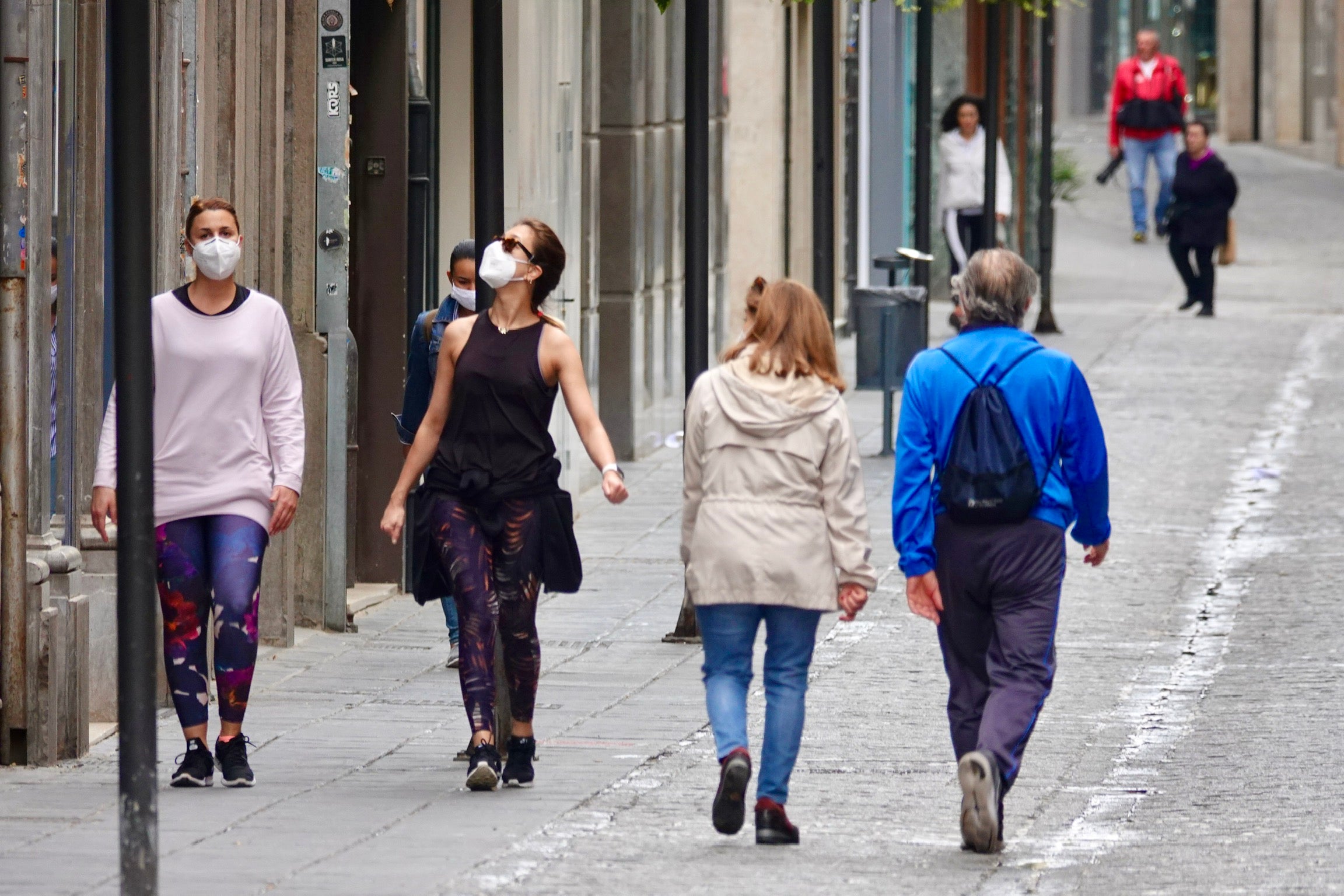 Este domingo, último día en fase 0, ha sido aprovechado por multitud de granadinos para salir a la calle