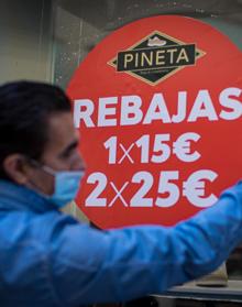 Imagen secundaria 2 - Solo algunos negocios se decidieron a dar el gran paso el primer día de la fase 1. 