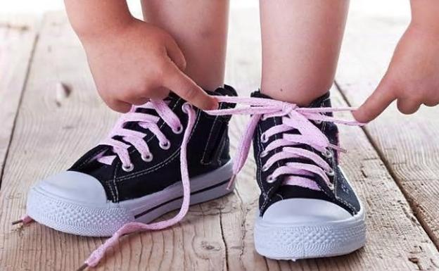 ¿Pueden tus zapatos contagiarte el coronavirus?