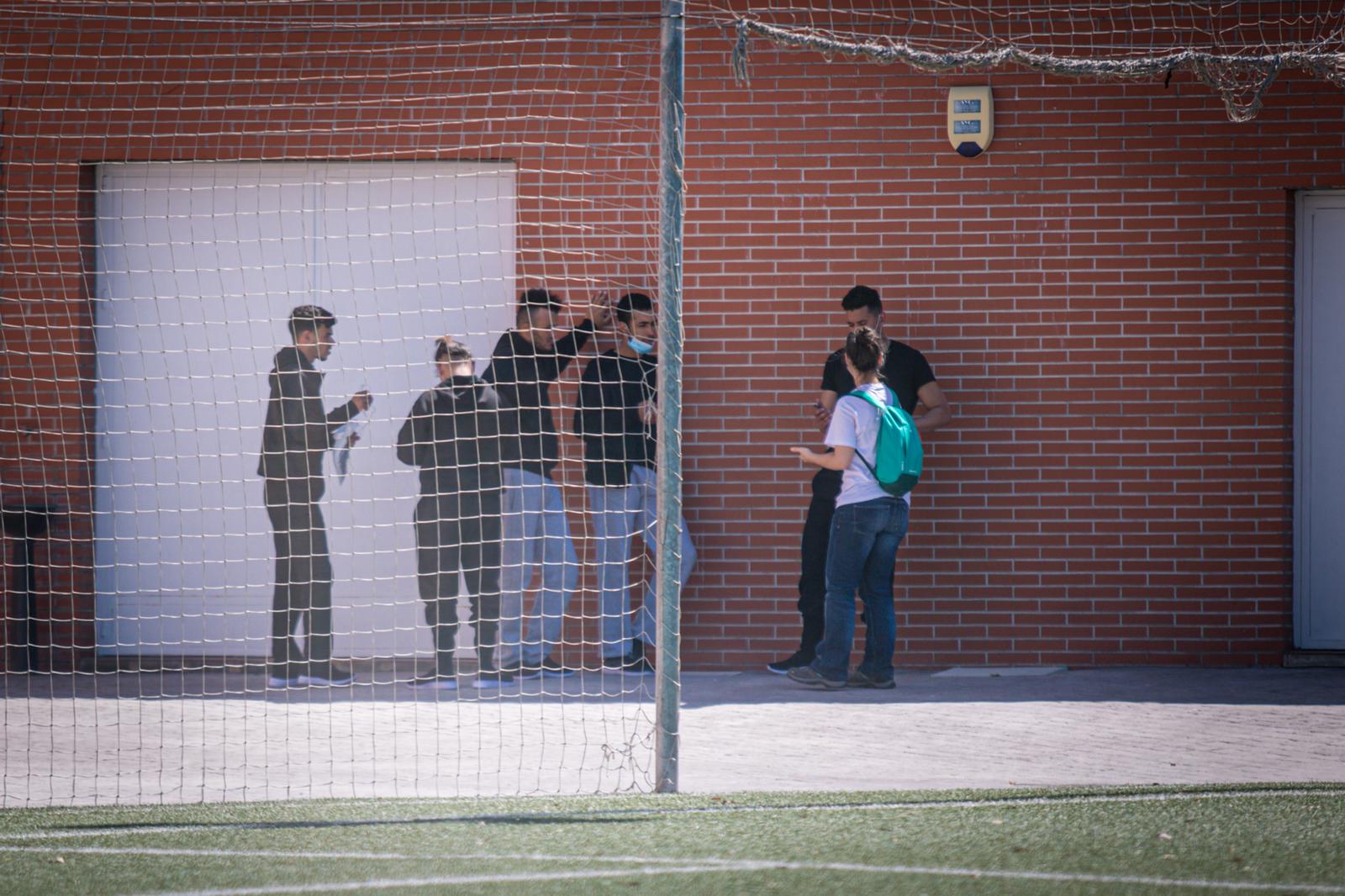 Han dormido en el Paquillo Fernández y tres oenegés se harán cargo de ellos. 