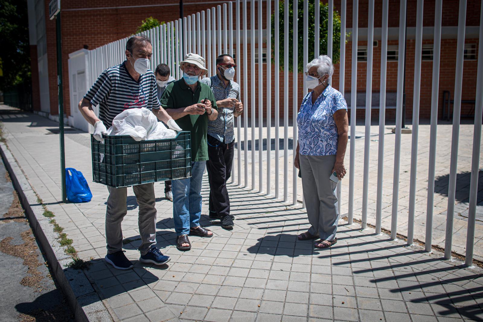 Han dormido en el Paquillo Fernández y tres oenegés se harán cargo de ellos. 