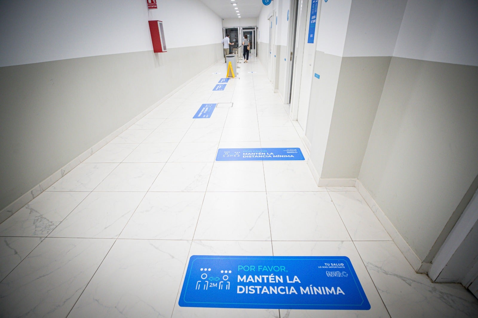 Visitamos los dos grandes centros comerciales horas antes de volver a abrir este lunes