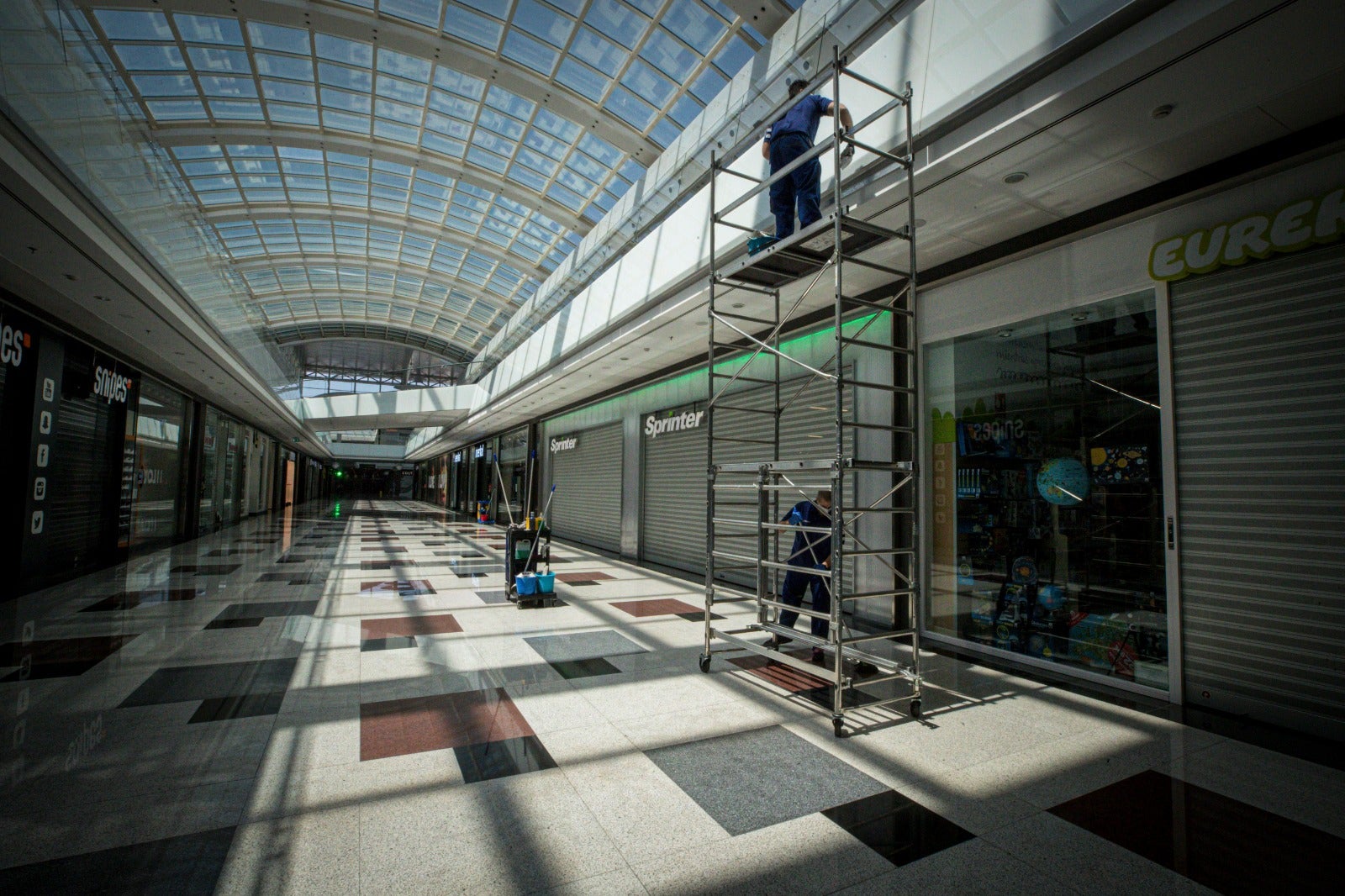 Visitamos los dos grandes centros comerciales horas antes de volver a abrir este lunes