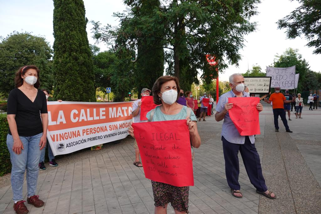 Protesta a las puertas del Palacio de Deportes
