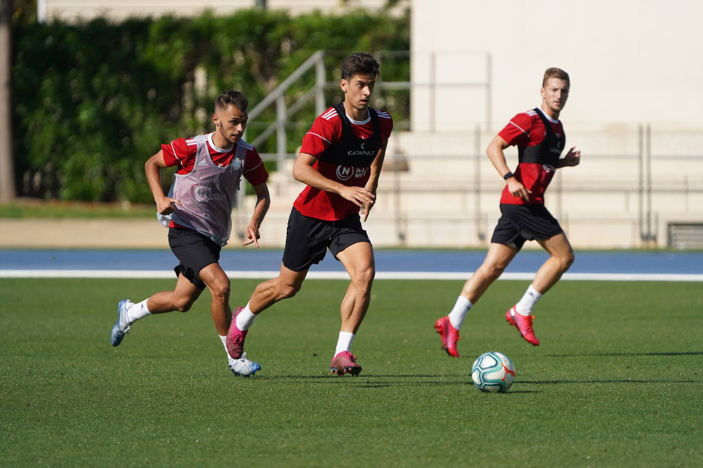 Fotos: El Almería prosigue sus entrenamientos