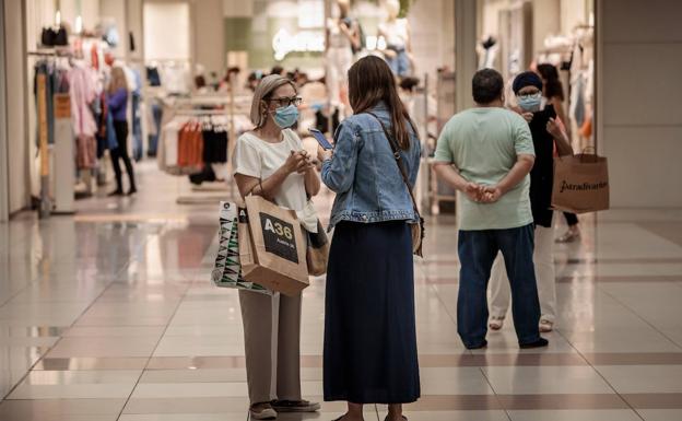 Los centros comerciales amplían su aforo en la fase 3