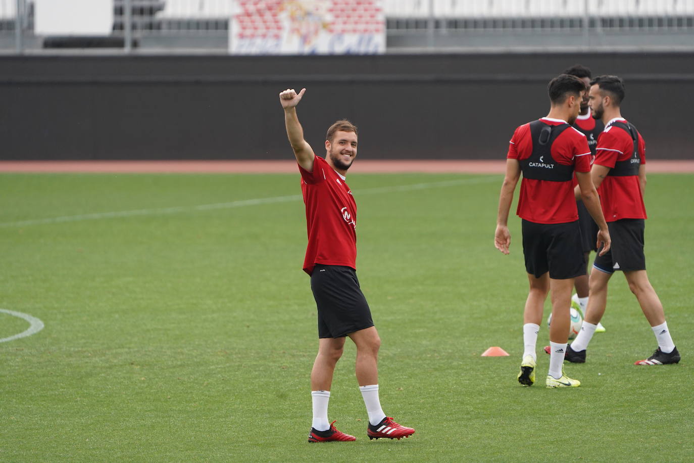 Fotos: El Almería juega un partidillo de entrenamiento