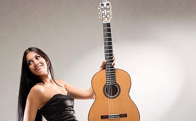 La guitarrista Isabel Martínez.