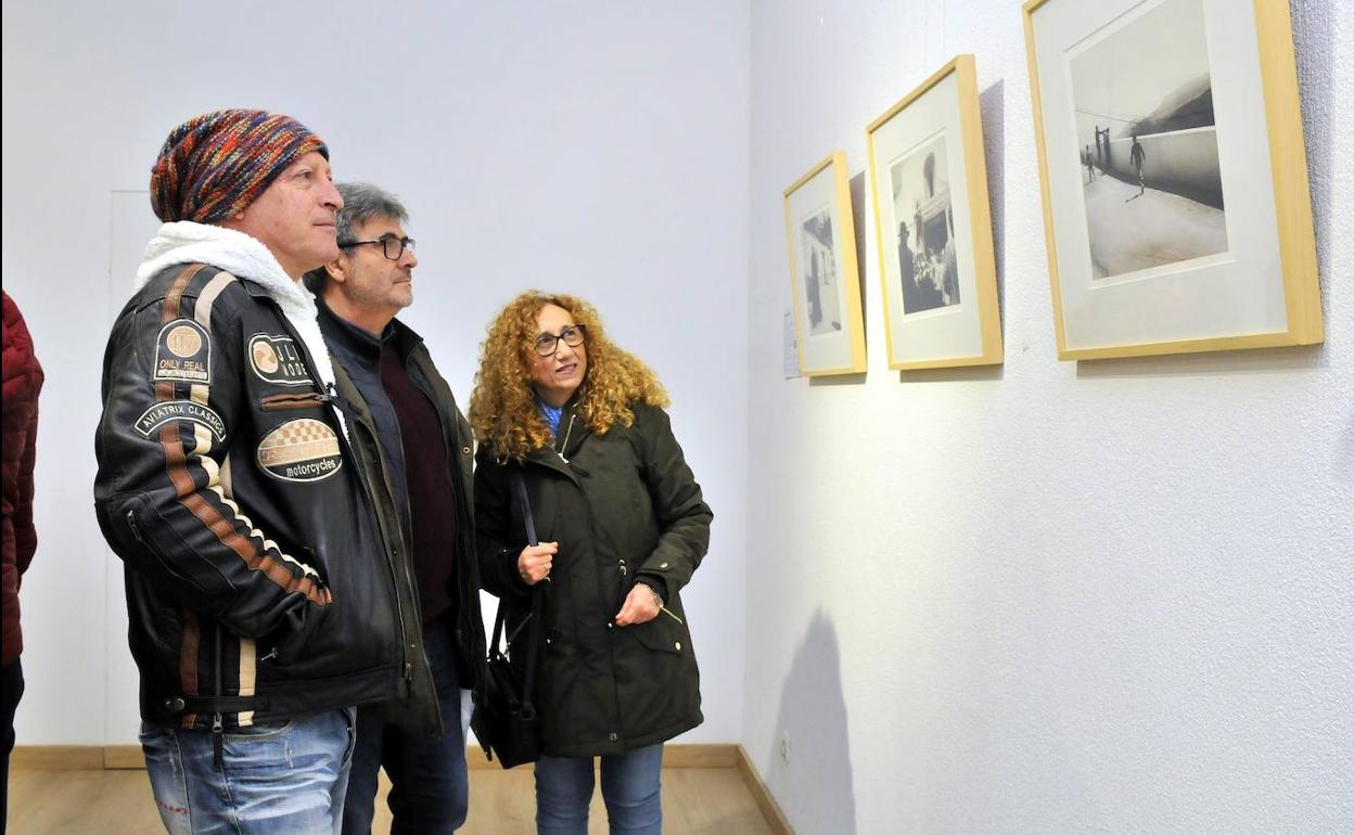 Última exposición presencial del Grupo f/8 Fotografía. 