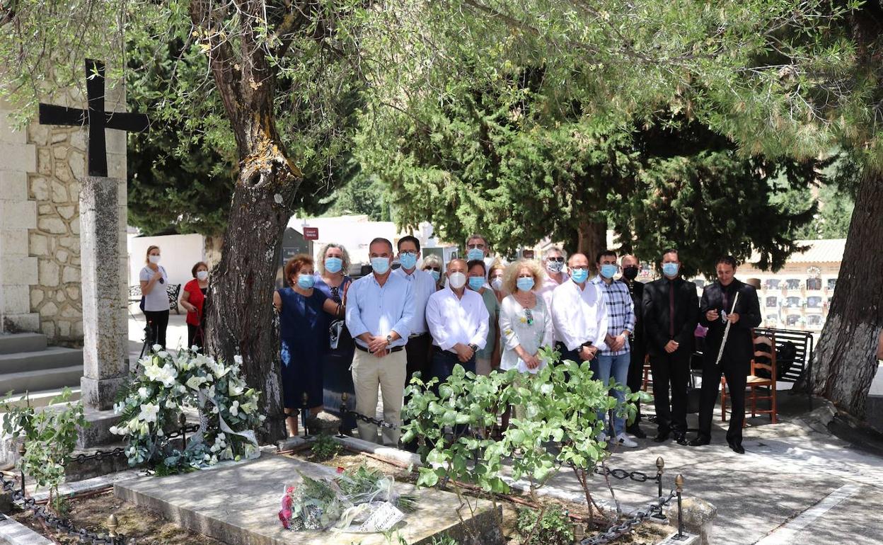 Sentido homenaje a Rafael Zabaleta en Quesada en el 60 aniversario de su muerte