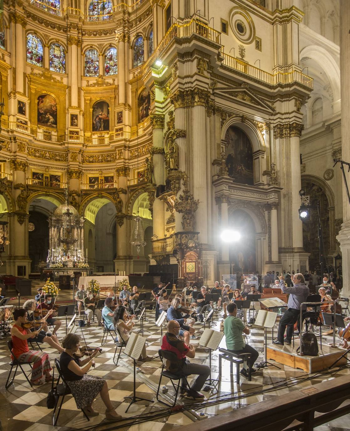Fotos: Un &#039;Réquiem&#039; esperanzado abre hoy el Festival de Música y Danza de Granada