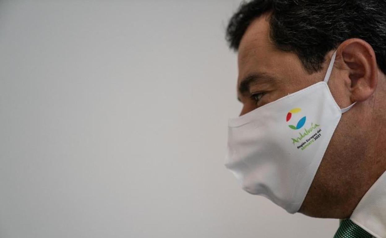 Juanma Moreno, durante su intervención en el acto de presentación de la candidatura de Andalucía a Región Europea del Deporte 2021,. 