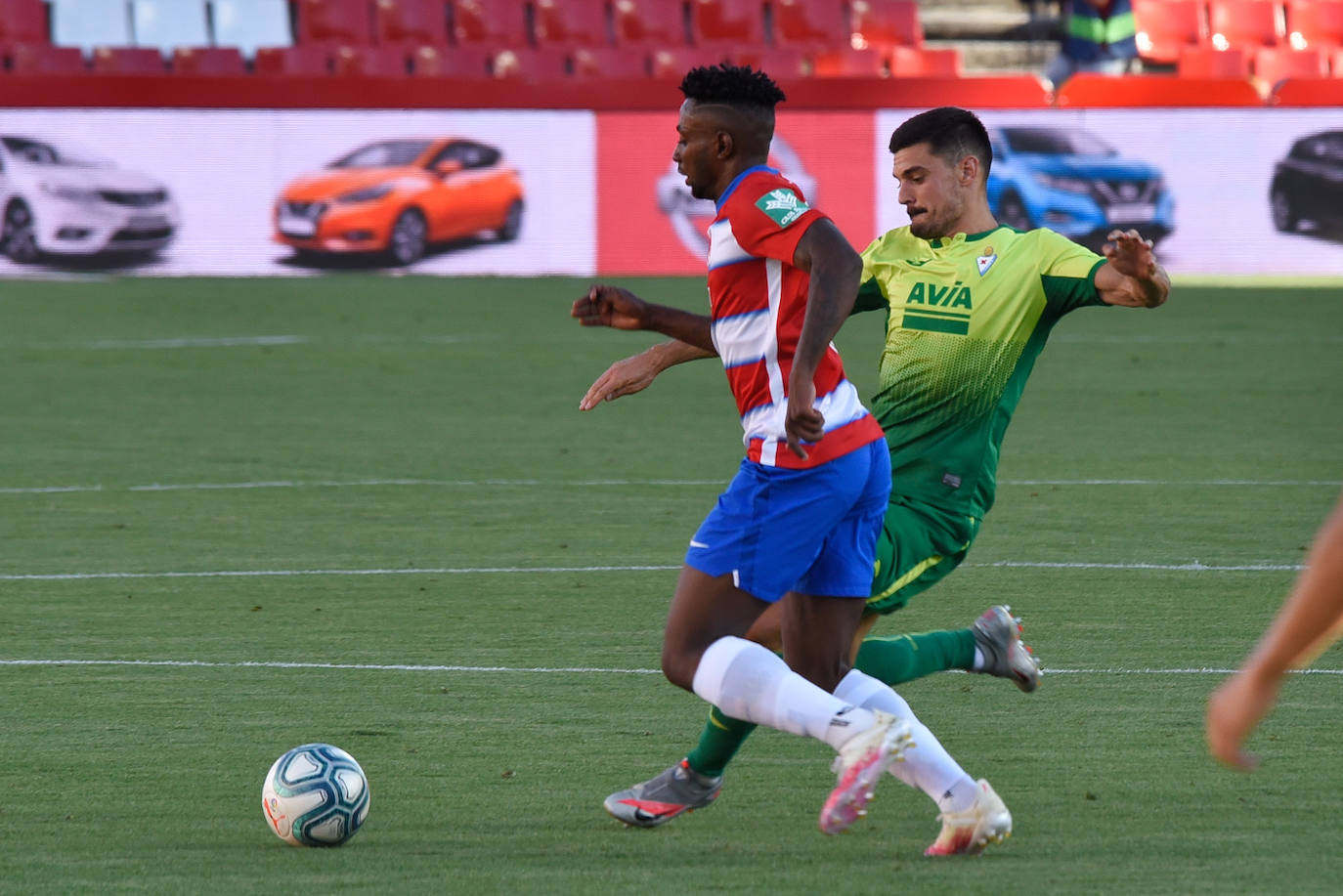 Los de Diego Martínez alcanzarían su primer gran objetivo a falta de seis jornadas