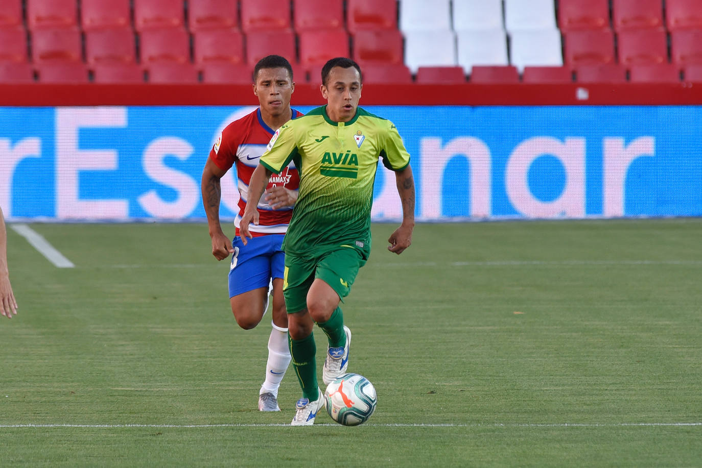 Los de Diego Martínez alcanzarían su primer gran objetivo a falta de seis jornadas