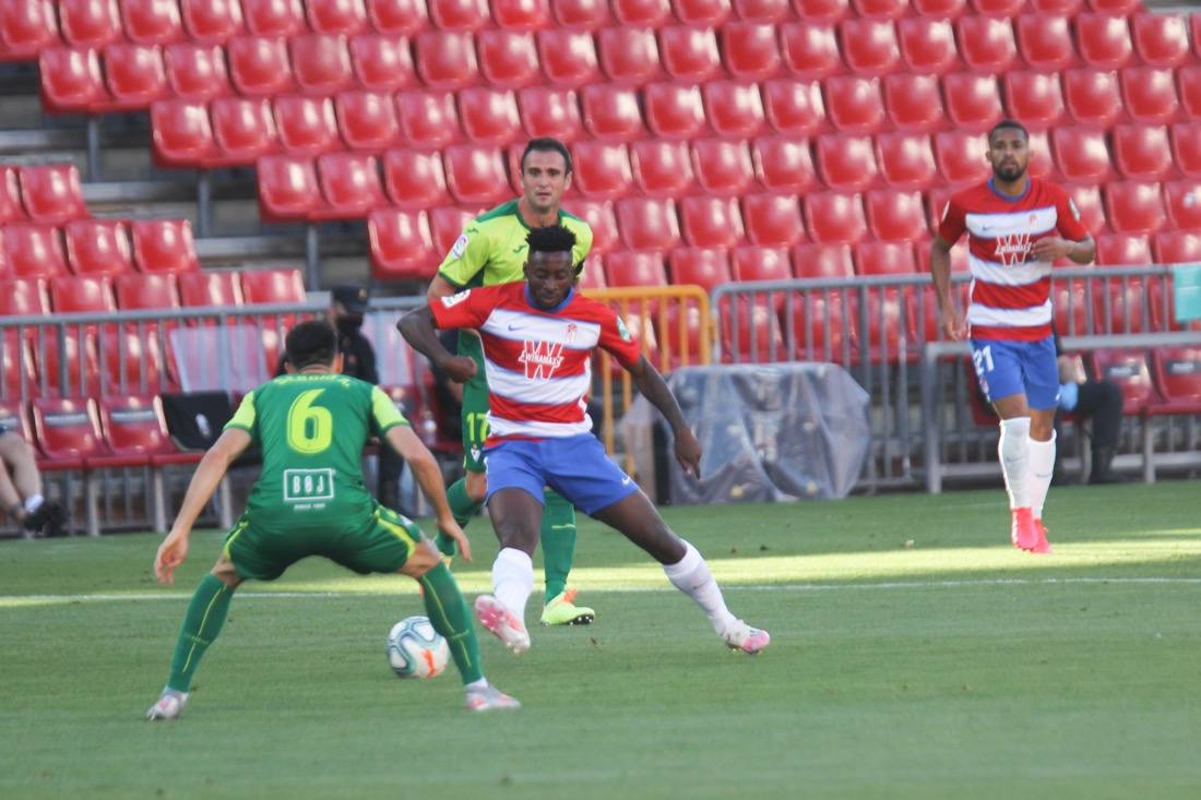 Los de Diego Martínez alcanzarían su primer gran objetivo a falta de seis jornadas