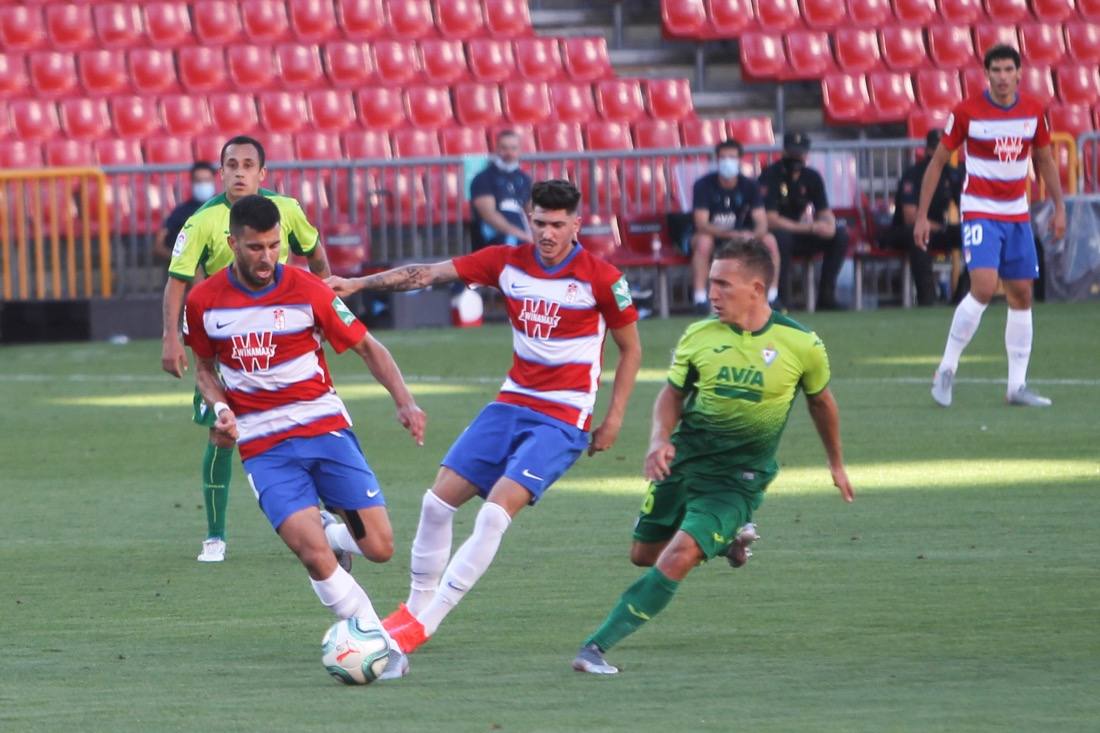 Los de Diego Martínez alcanzarían su primer gran objetivo a falta de seis jornadas