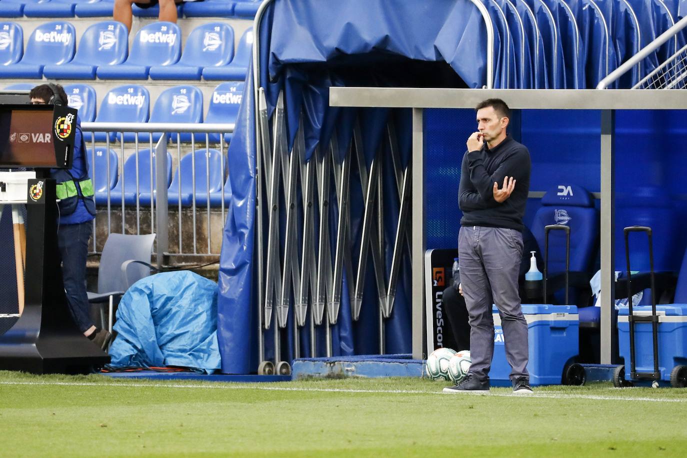 El conjunto rojiblanco ha visitado este miércoles al equipo vasco en Mendizorroza 