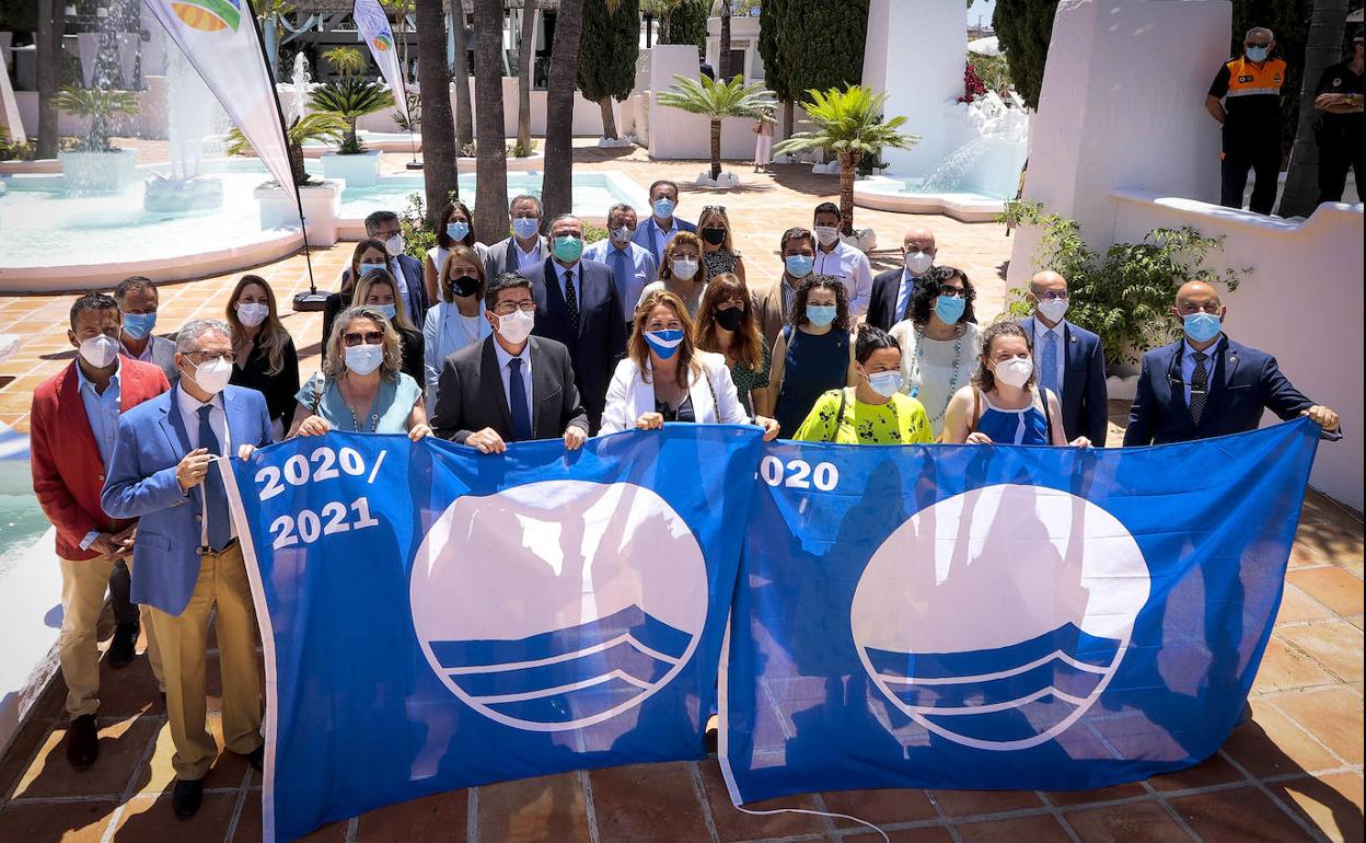 Almuñécar acogió el acto de entrega de banderas azules de Andalucía.