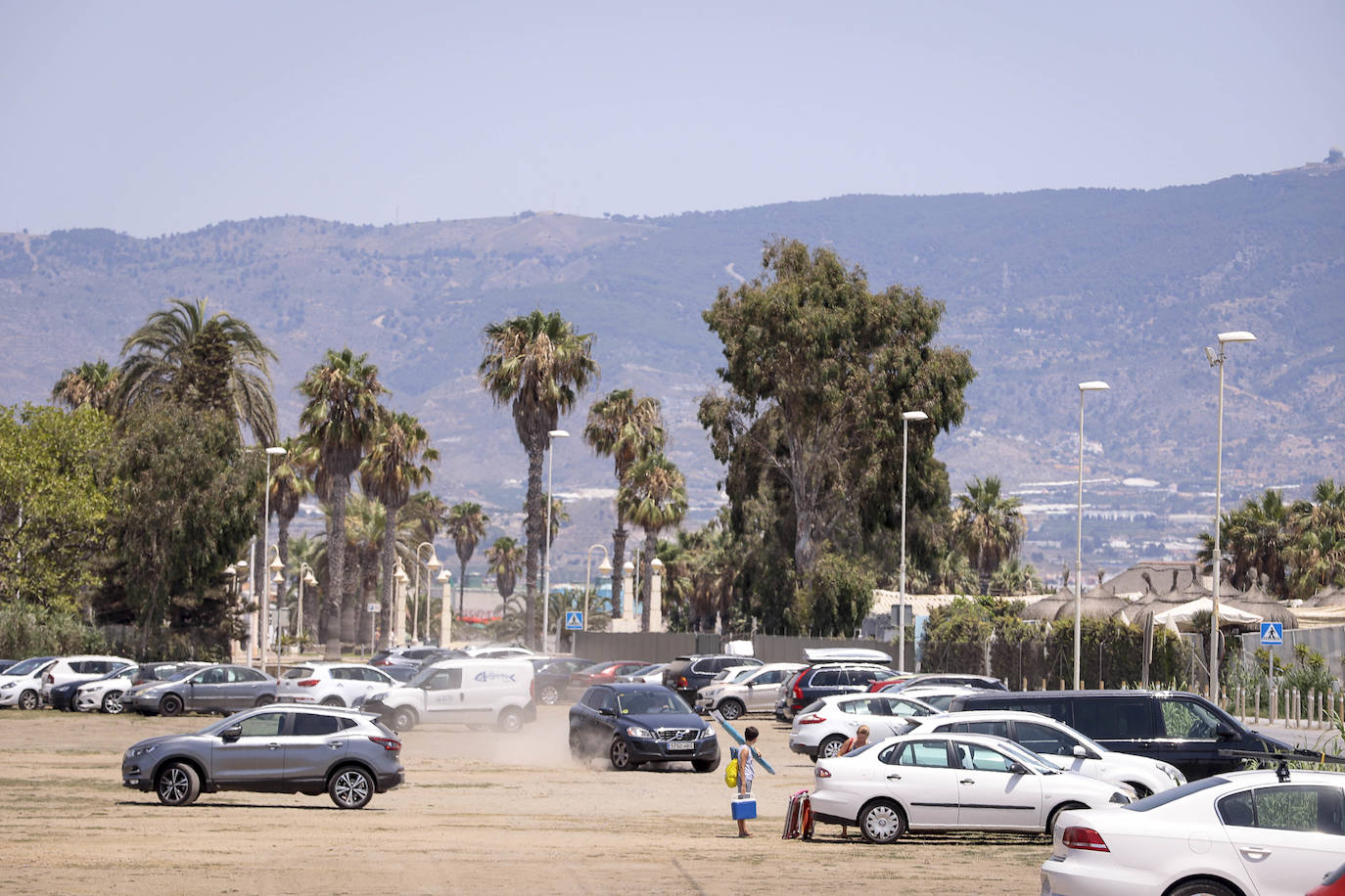 Fotos: 2.000 plazas extra de aparcamiento para &#039;descongestionar&#039; la costa