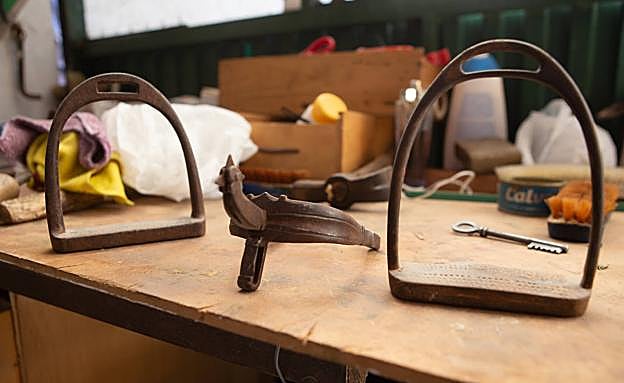 Espuela y estribo pertenecientes a José Benavides, 'Pepe el Romano'