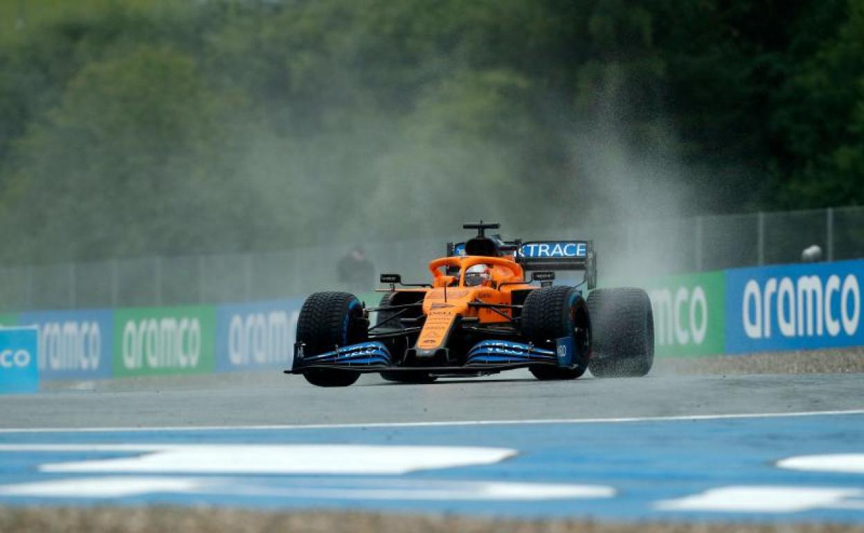 Sainz torea la lluvia y logra la mejor clasificación de su vida