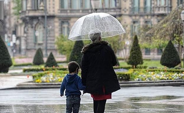 España registra el primer rebrote infantil de coronavirus de la nueva normalidad