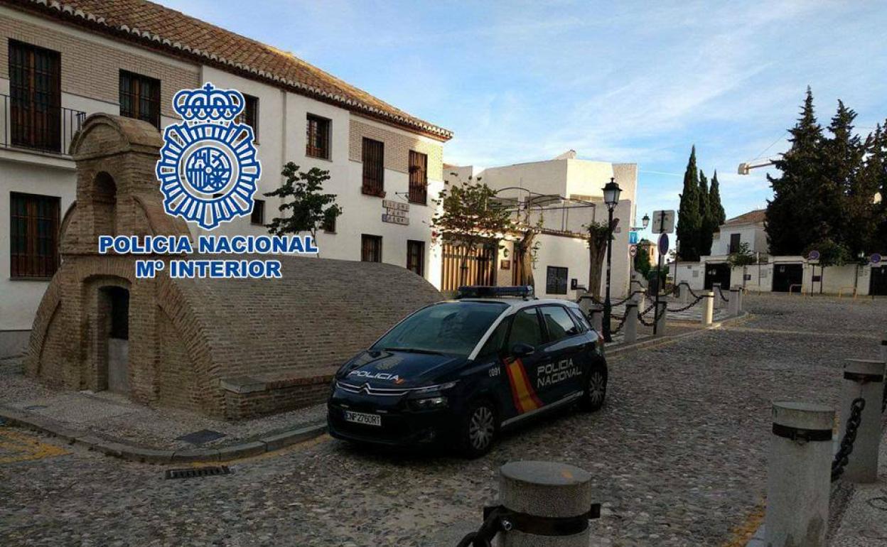 Tres detenidos 'in fraganti' cuando intentaban robar en el interior de un carmen del Albaicín