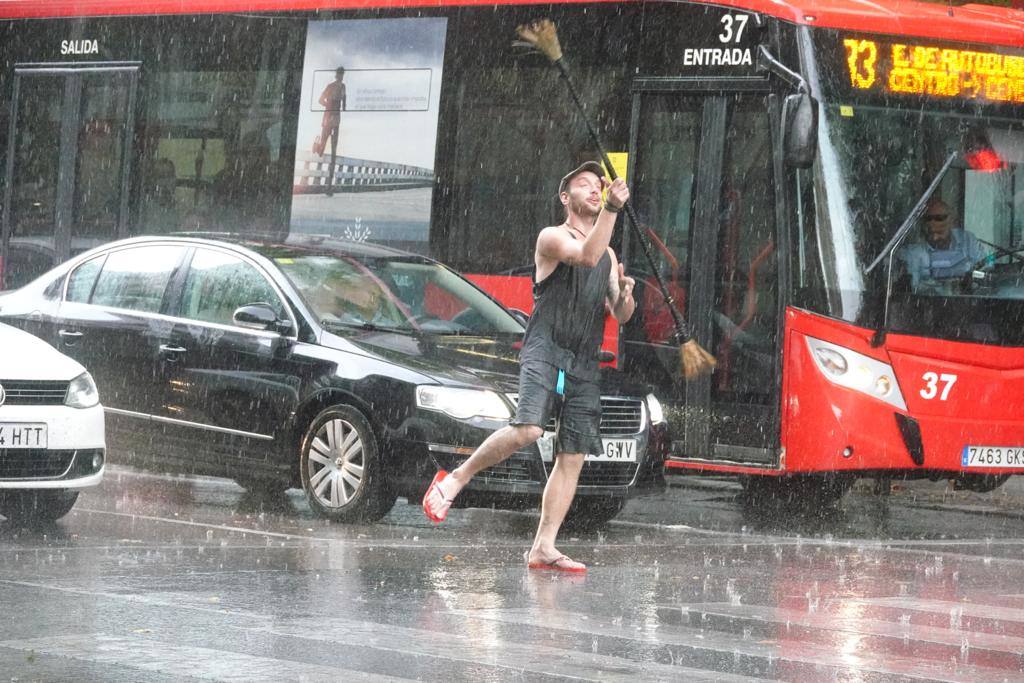 La mayoría de las incidencias son inundaciones de bajos de viviendas