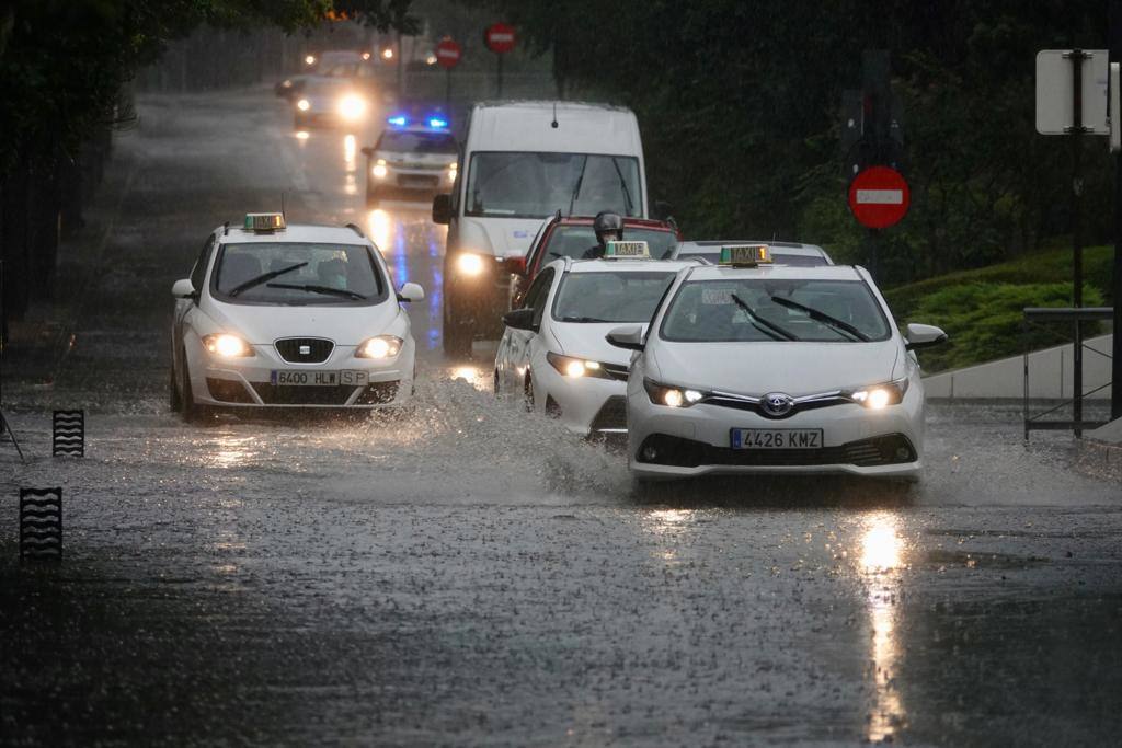La mayoría de las incidencias son inundaciones de bajos de viviendas