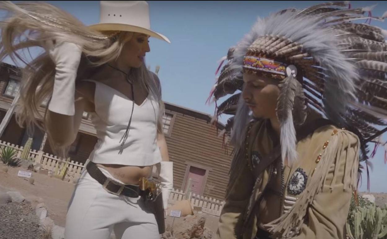 Imagen extraída del videoclip.