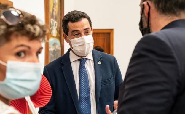 Andalucía cambiará el ocio nocturno este lunes: reunión clave entre Moreno y los alcaldes