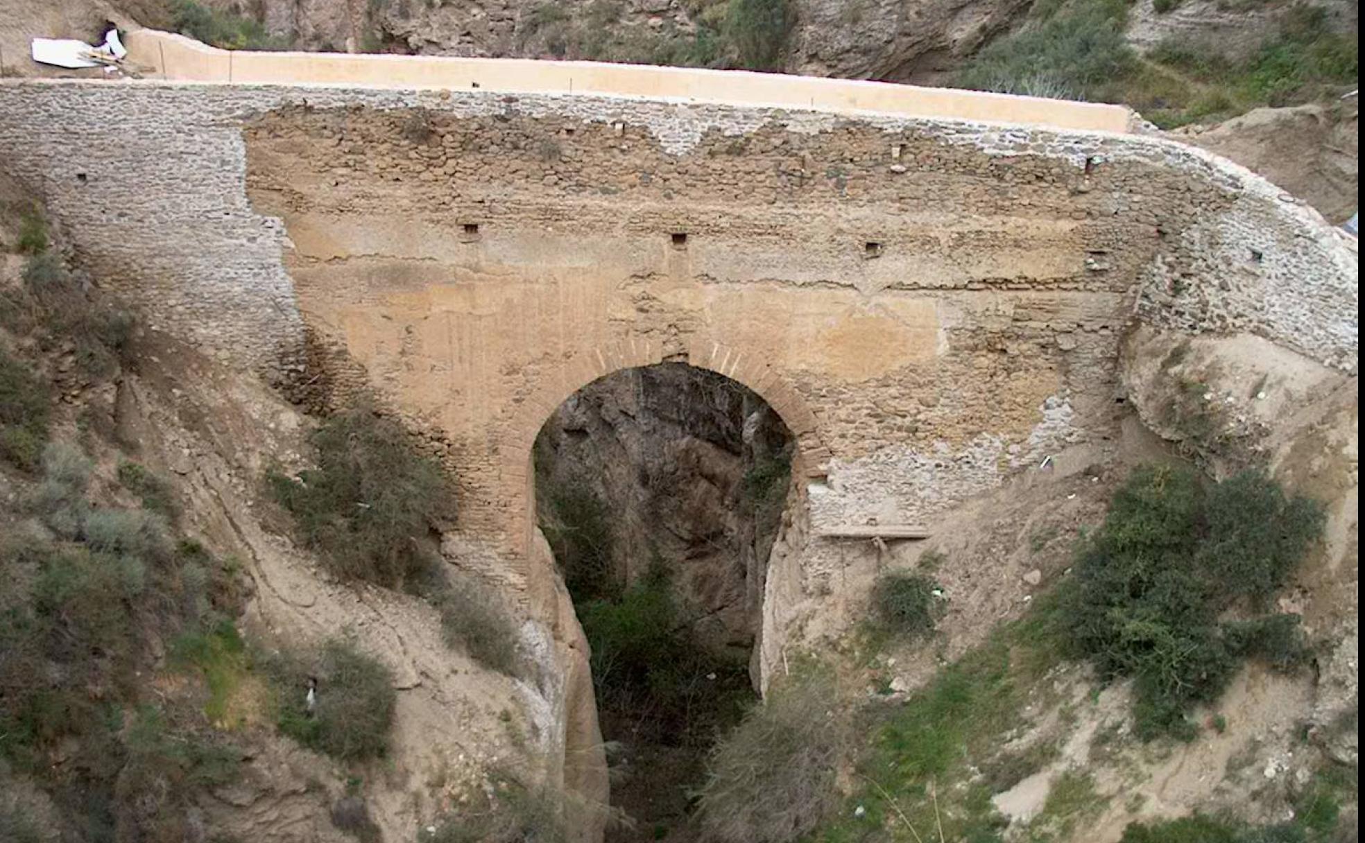 El poblado de El Castillejo dio lugar a los tres pueblos de los Guájares. 