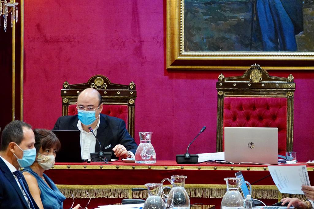 PSOE, PP y Ciudadanos cumplen el compromiso de mayo y aprueban el expediente de cuentas