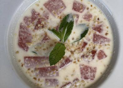 Imagen secundaria 1 - Ajoblanco para enfriar el largo y cálido verano