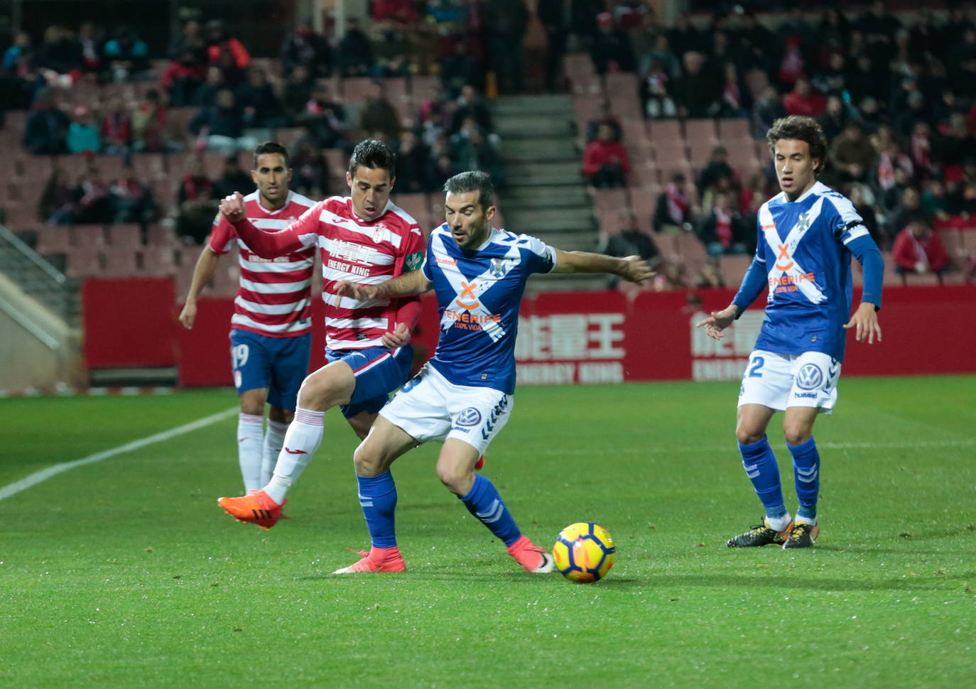 Luis Milla, en Los Cármenes con el Tenerife contra el Granada de Oltra. 