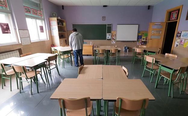 Educación crea la comisión que tomará medidas en la vuelta al cole, «presencial» para Primaria e Infantil