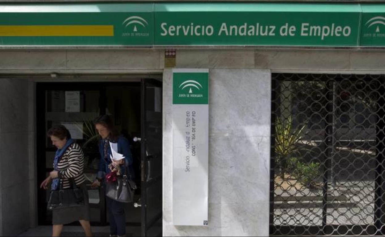 Oficina de empleo de la Junta de Andalucía.