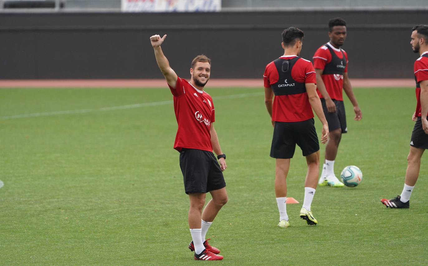 El Almería celebra que los resultados en esta semana han dado negativo en las tres ocasiones. 